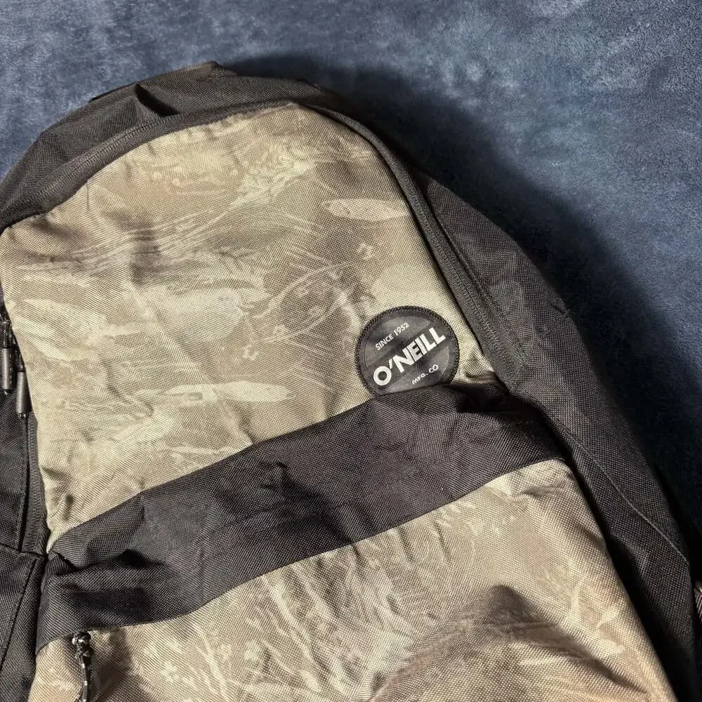 O'Neill Traverse Backpack with Camo Print